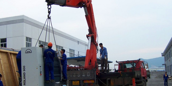 大型設(shè)備裝卸的流程以及注意事項。